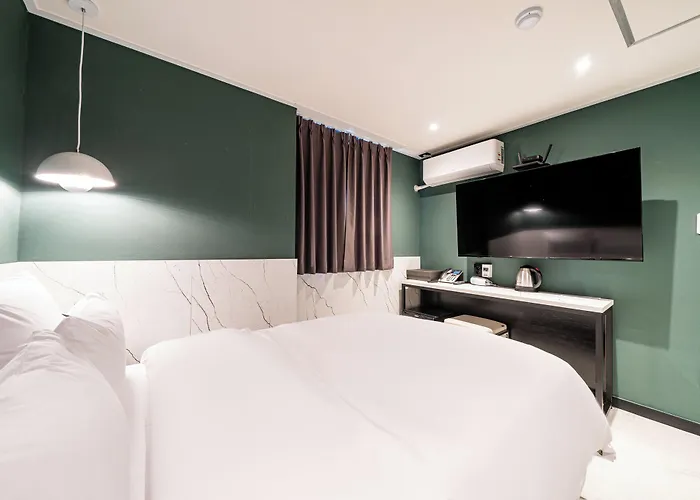 Yongsan Otel 3*
