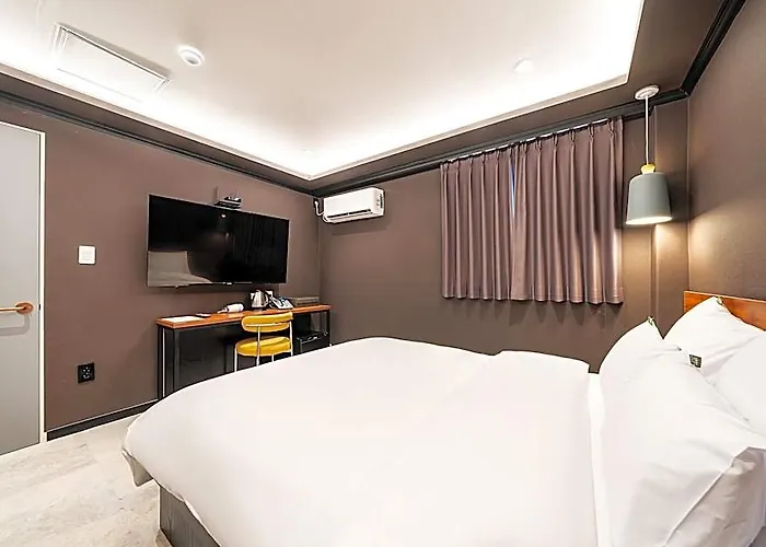 Hotel Yongsan 3*