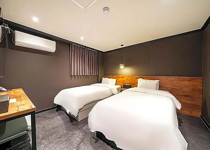 Hotel Yongsan 3*